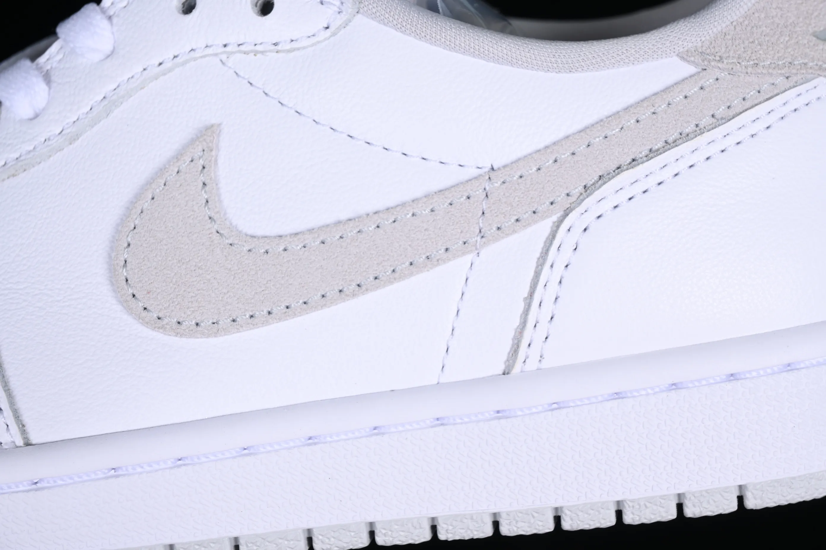 All categories Air Jordan Jordan series basketball shoes Air Jordan 1 Low LJR version Air Jordan 1 Low OG "Shattered Backboard" AJ1 Joe 1 customized version white buckle low-top basketball shoes CZ0790-100
